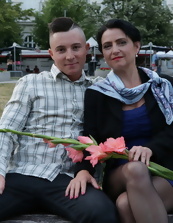 Fucking moms pics of short-haired brunette riding teen cock