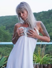 Blonde mature toys wet pussy in nude moms galleries