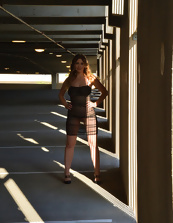 Super hot photos of a fit girl taken while in public