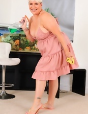 Naked mature housewives picd, lots of meaty teasing