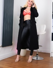 Businesswoman acts like the slutty mom of your dreams