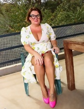 Mature Glasses Porn Pics
