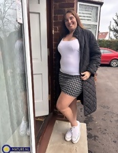 Busty Milf In Tight White Top Pics