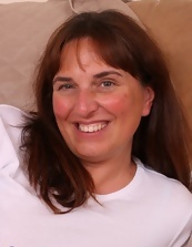Busty Milf In Tight White Top Pics