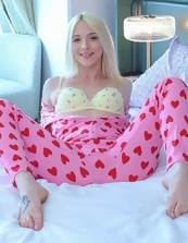 Blonde Teen Hardcore Bedroom Pics