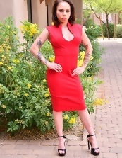 Milf In Red Dress Pussy Flash Set
