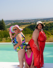 BBW Granny Poolside Pussy Gallery