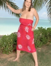 Busty BBW Outdoor Nude Boobs Gallery Pics