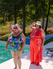 Busty Milfs Enjoying Poolside Pussy Licking