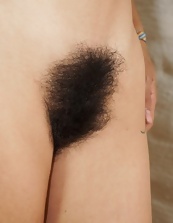 Hairy Pussy Natural Bush Nude Photos Gallery