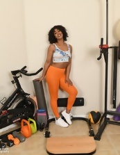Ebony Milf Nude Gym Pussy Photos Gallery
