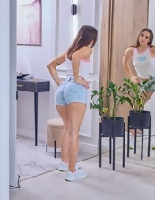 Fit Brunette Nude In Sneakers Pussy Tease Solo Pics Gallery