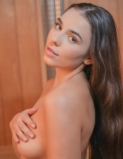 Hot Brunette Nude Sauna Solo Play Pics