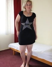 Mature Gilf Black Dress Pussy Flash Pictures