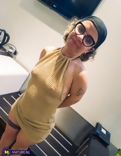 Tattooed Gilf Gold Dress Nude Pussy Pics Gallery