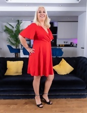 Milf In Red Dress Flirty House Pics