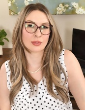 Milf Office Striptease Lingerie Pics