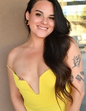 Brunette Babe Spreads And Plays With Toys Pics