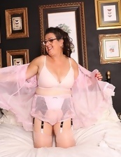 Gilf Lingerie Striptease Picture Set