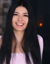 Young Shaved Brunette Pussy Gallery Pics