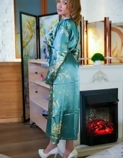 Mature Nude Fireplace Gallery Pics