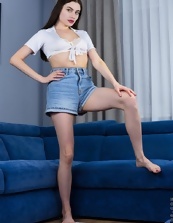 Solo Babe Nude Spread Pose Gallery