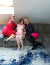 Lesbian Cougar Trio Naked Tits Pics