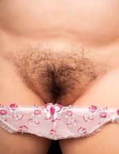 Mature Hairy Pussy Gallery Photos Spread Pose