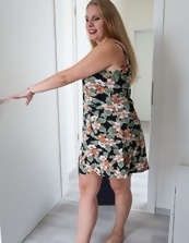 Naked Babe Pics Featuring Natural Tits And Ass