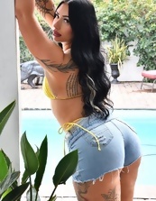 Tatted Bikini Tease Outdoor Gallery Pics