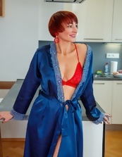 Mature Milf Natural Tits Kitchen Tease Pictures