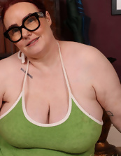 Mature Solo Tease Pics Showcase Big Tits & Booty