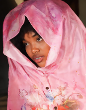 Ebony Babe Photos: Naked Hairy Pussy Tease