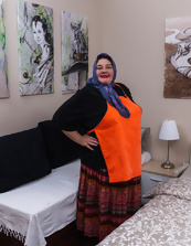 Mature Granny Apron Tease Photos