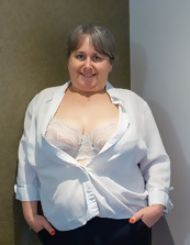 Pics Of Mature Nude Milf With Bushy Pussy