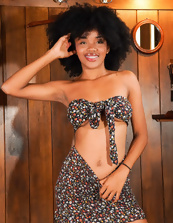 Raw Naked Photos Of Solo Finger Tease And Bush