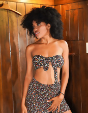 Raw Naked Photos Of Solo Finger Tease And Bush