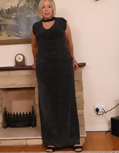 Mature Milf Lingerie Gallery: Saggy Tits Tease