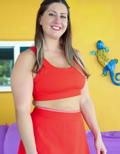 MILF Big Tits Big Booty Solo Pics