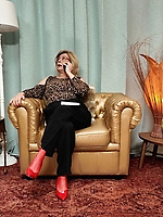 Horny mature in red heels gets deepthroated and used on the couch