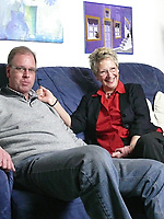 Threesome with mature woman and curvy babe, naked, saggy tits, big booty, hairy pussy