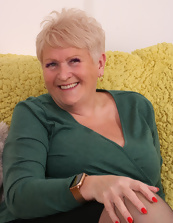 Mature Milf Big Tits Stocking Tease Gallery